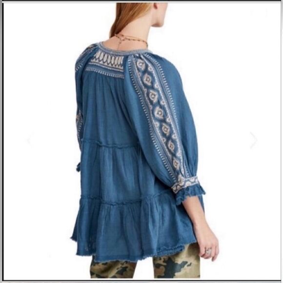 Free People V-neck oversized fit embroidered teal tunic top size small - Picture 7 of 15